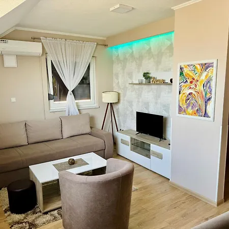 Gradiska Na Savi Apartmani I Sobe Exterior photo