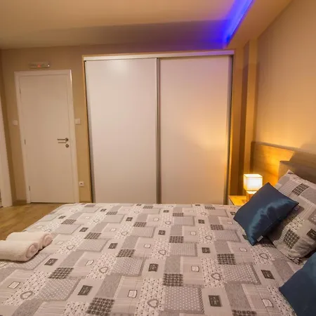 Gradiska Na Savi Apartmani I Sobe Exterior photo