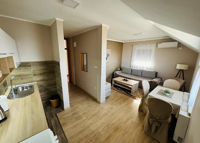 Gradiska Na Savi Apartmani I Sobe