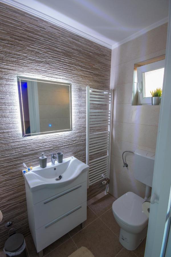 Na Savi I Sobe Apartment *