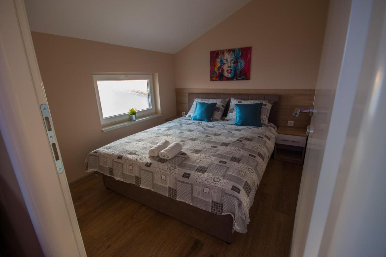Na Savi I Sobe Apartment